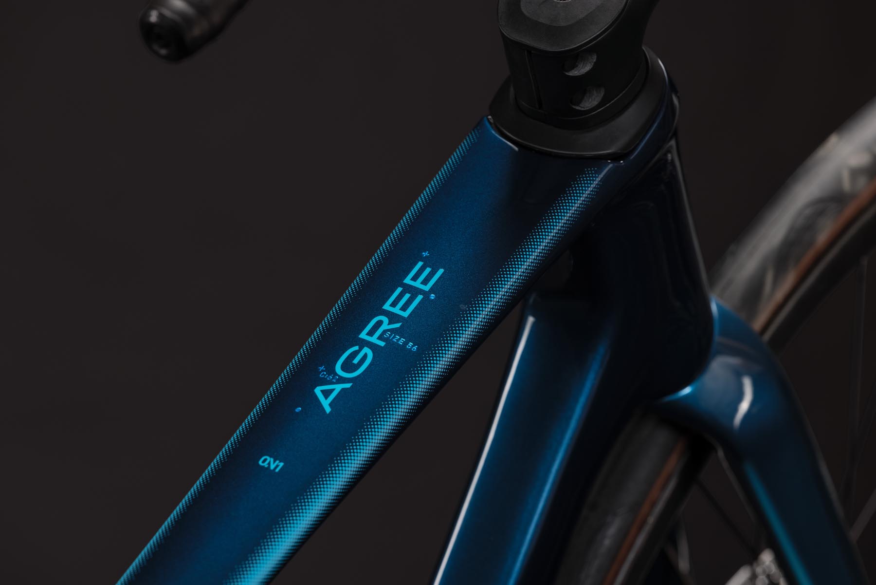 1132000-Cube-Agree-C-62-ONE-midnightteal-n-sea-2027-02