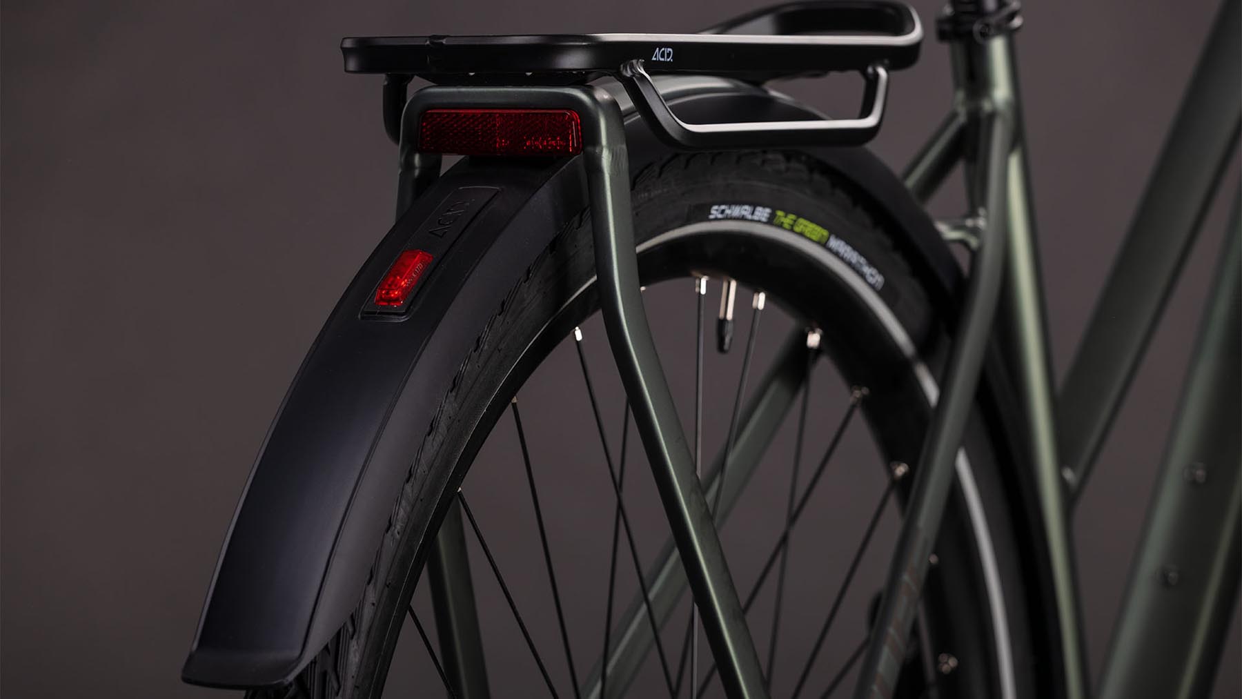 162501Z-Cube-Kathmandu-ONE-sagebrushgreen-n-green-2026-Trekkingrad-Damen-03