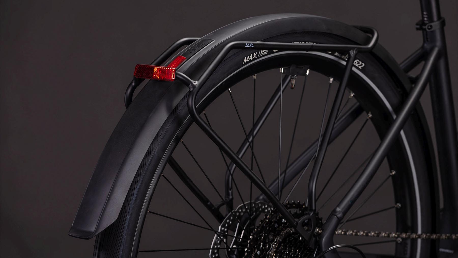 123111Z-Cube-Editor-Hybrid-Pro-400X-FE-coal-n-prism-2026-EBike-Fitnessrad-Damen-02
