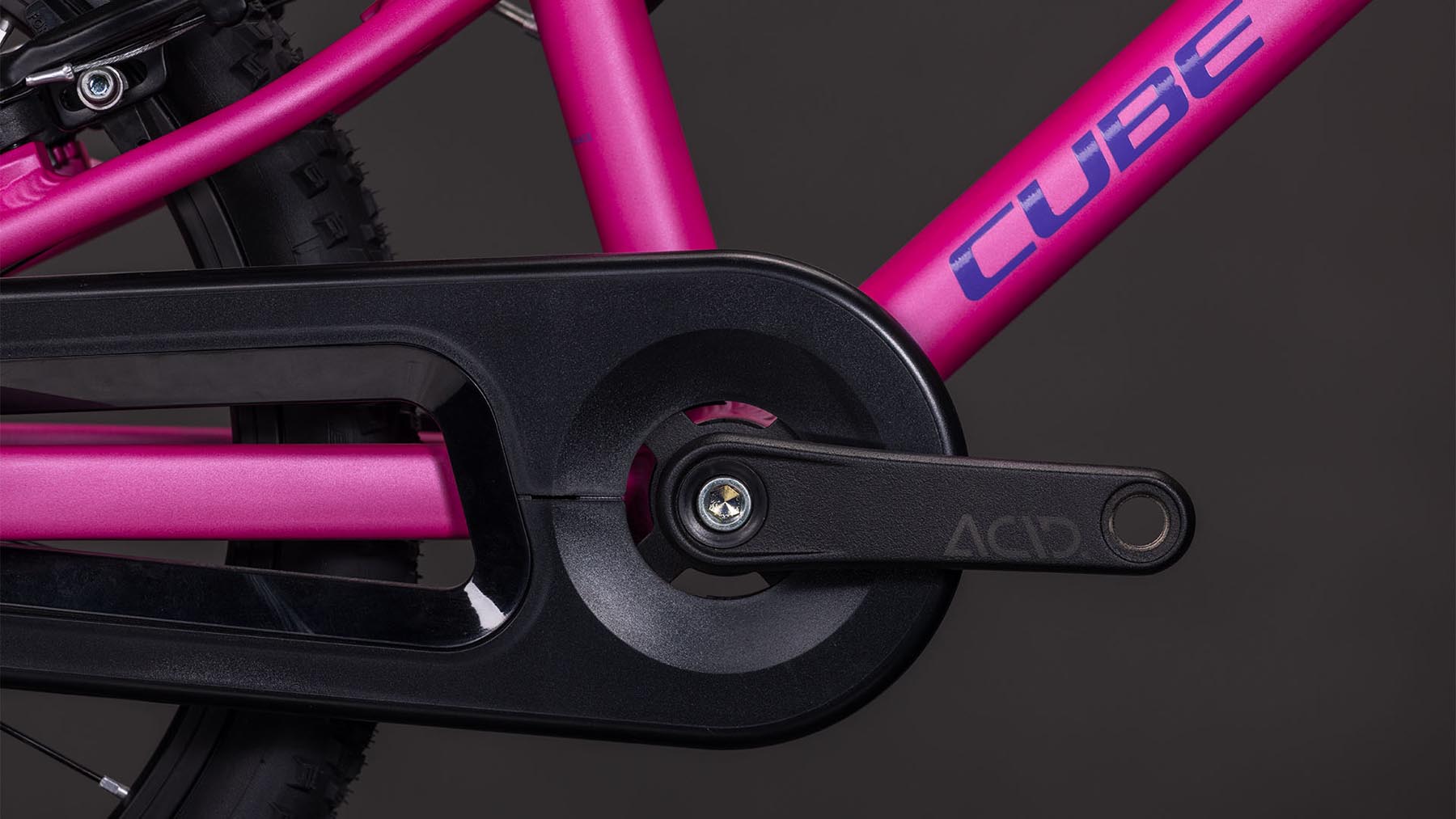 150320-Cube-Numove-160-fucsia-n-plum-2026-Kinderrad-16-Zoll-04