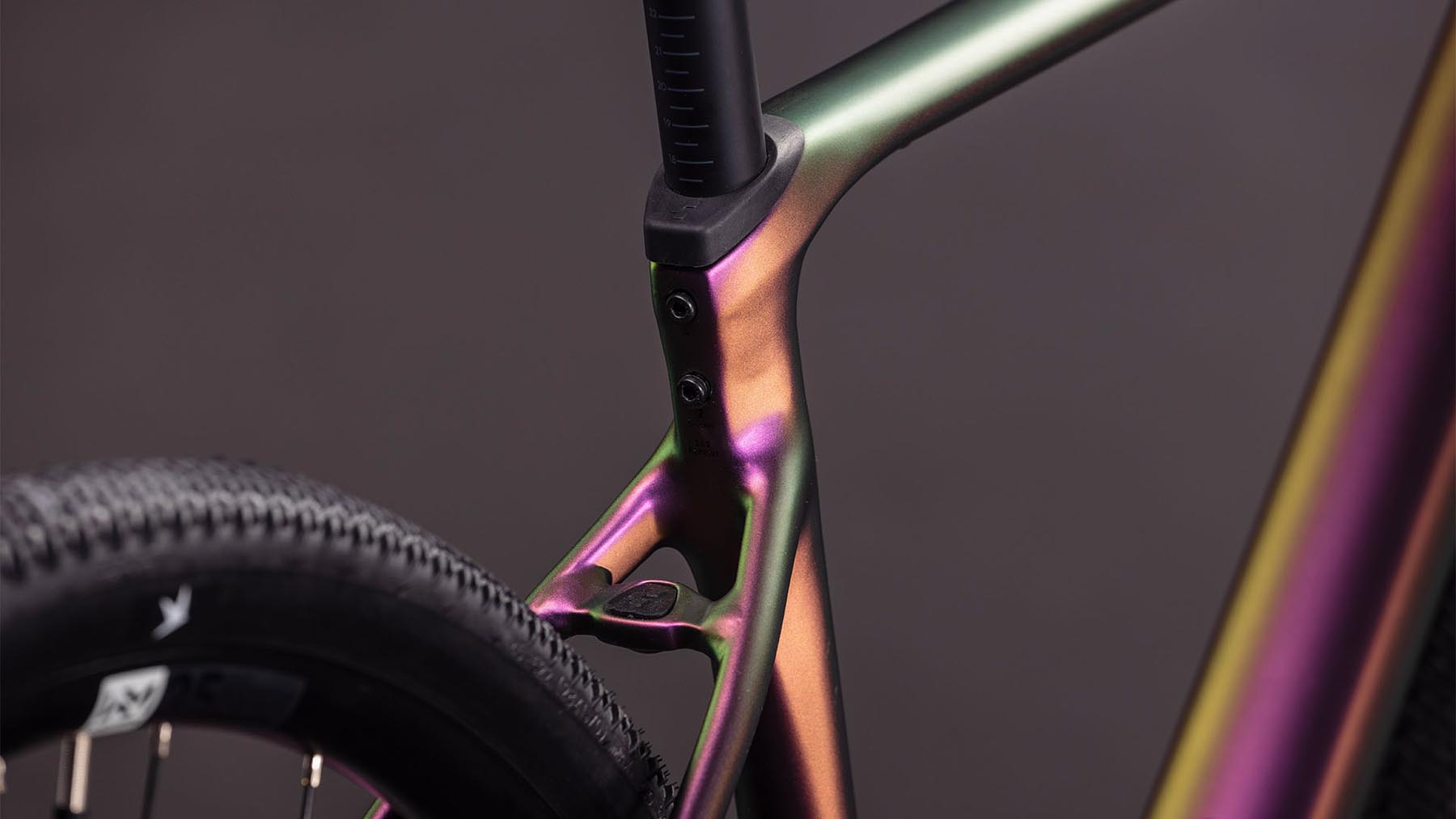 129510-Cube-Nuroad-SLX-molotov-n-black-2026-Gravel-Bike-01