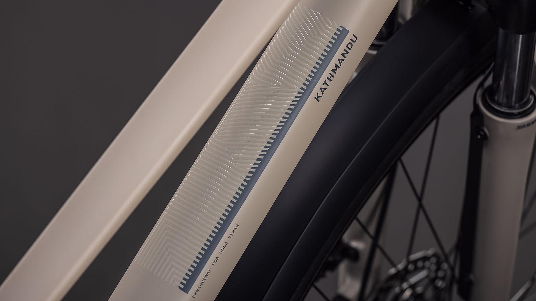 162511Z-Cube-Kathmandu-ONE-oatgrey-n-grey-2026-Trekkingrad-Damen-04