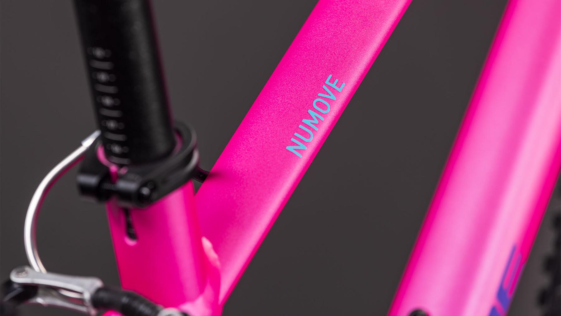 150720-Cube-Numove-240-fucsia-n-plum-2026-Kinderrad-24-Zoll-02
