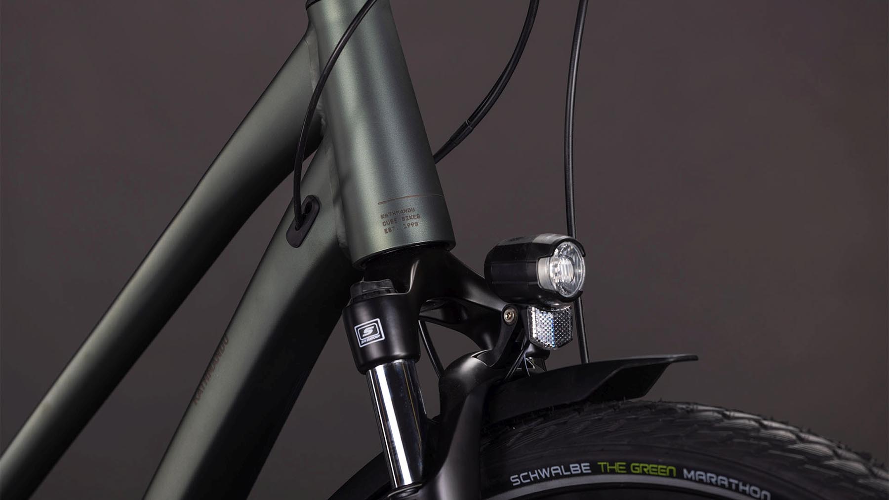 162501Z-Cube-Kathmandu-ONE-sagebrushgreen-n-green-2026-Trekkingrad-Damen-05