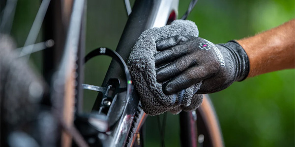 Haz clic aquí para ver nuestros productos de limpieza para bicicletas