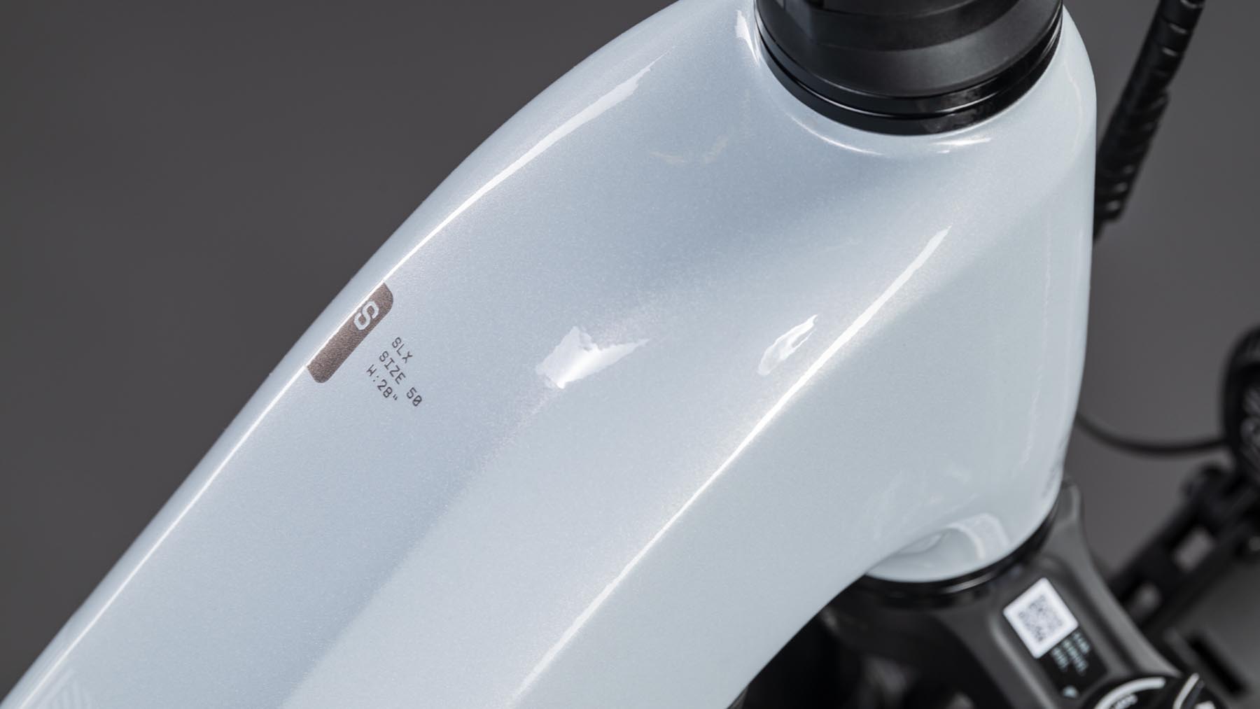 112612E-Cube-Kathmandu-Hybrid-SLX-800-foggrey-n-grey-2026-EBike-Trekkingrad-Tiefeinsteiger-01