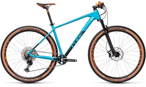 Bicicleta Cube Reaction, bicicleta de montaña rígida en azul turquesa.