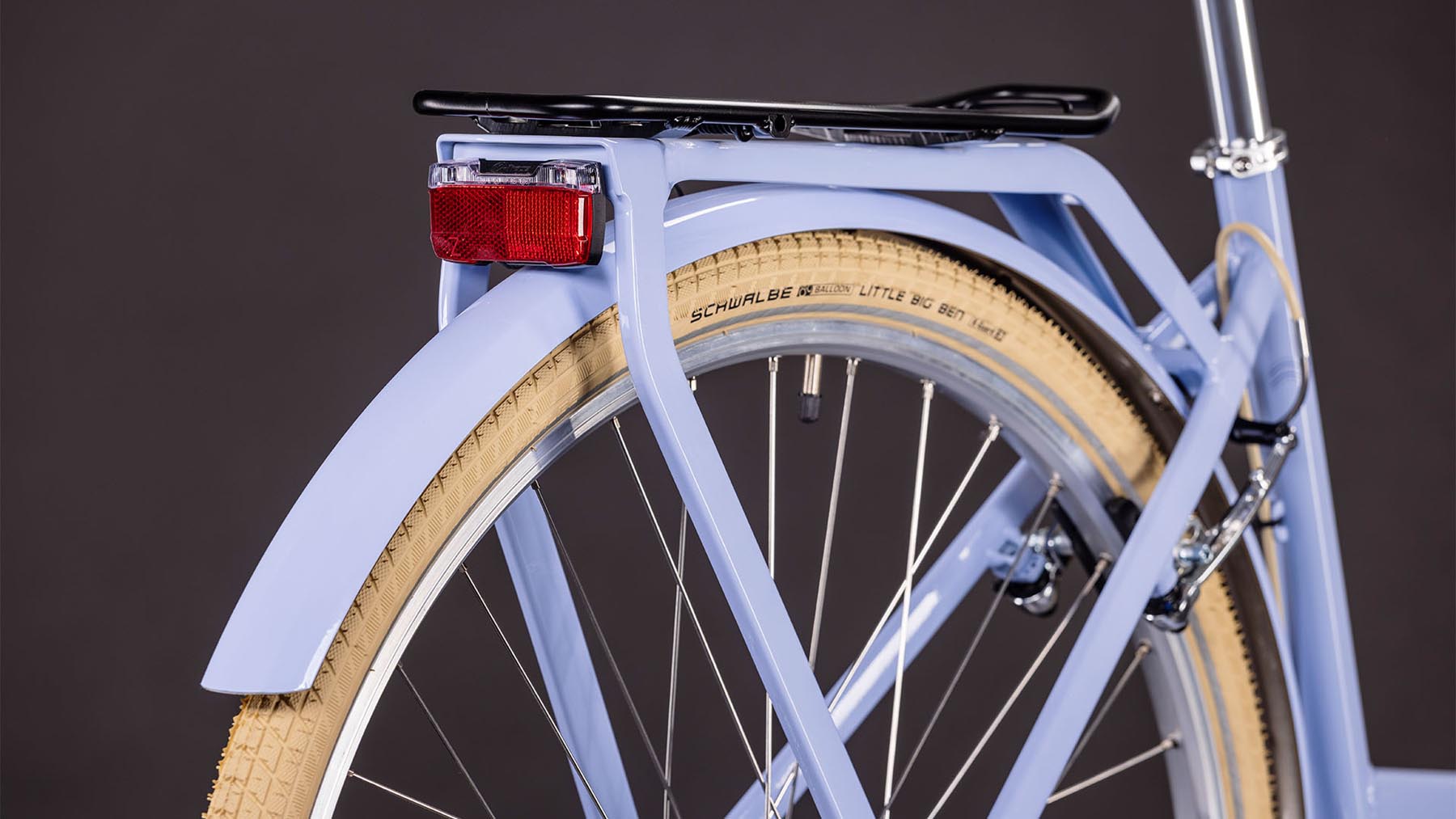 164100E-Cube-Aruba-blueblossom-n-creme-2026-Trekkingrad-Tiefeinsteiger-03