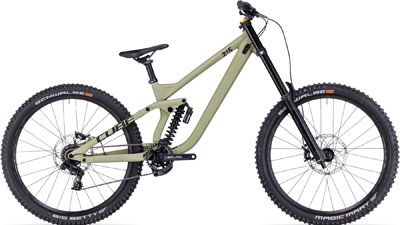 Bicicleta de montaña Cube TWO15 Race de 27,5 pulgadas en verde claro.